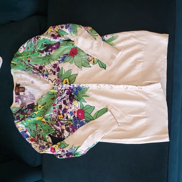 Victor Alfaro Sweaters - Victor Alfaro silk blend floral cardigan